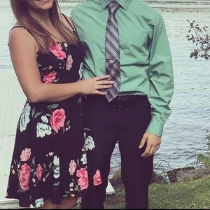 Old Navy Black Floral Dress M